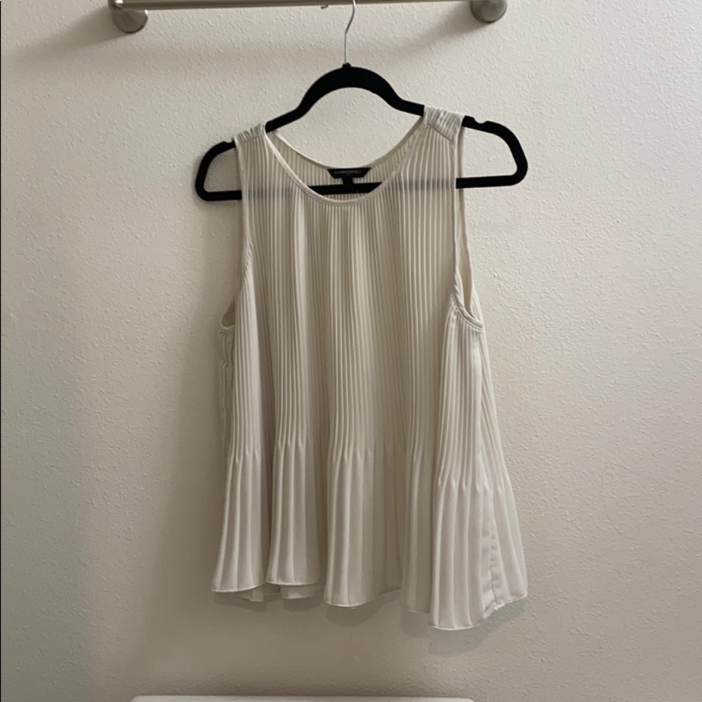 Pleated dress shirt